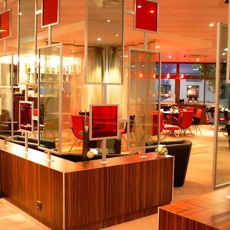 Hotel De Loire Et Restaurant Les Bateliers Trelaze Ngoại thất bức ảnh