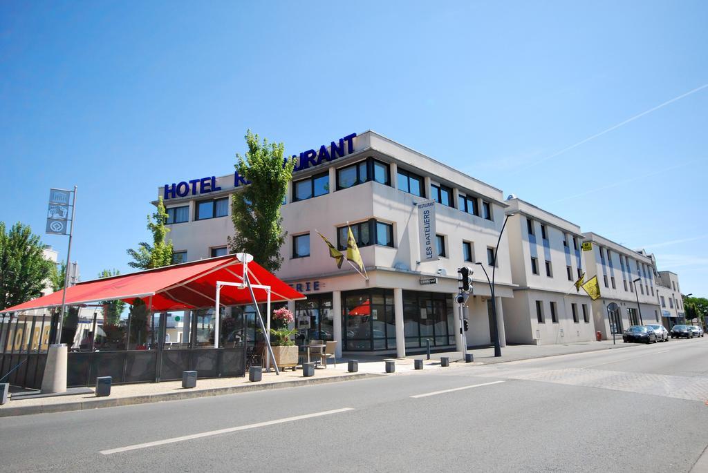 Hotel De Loire Et Restaurant Les Bateliers Trelaze Ngoại thất bức ảnh